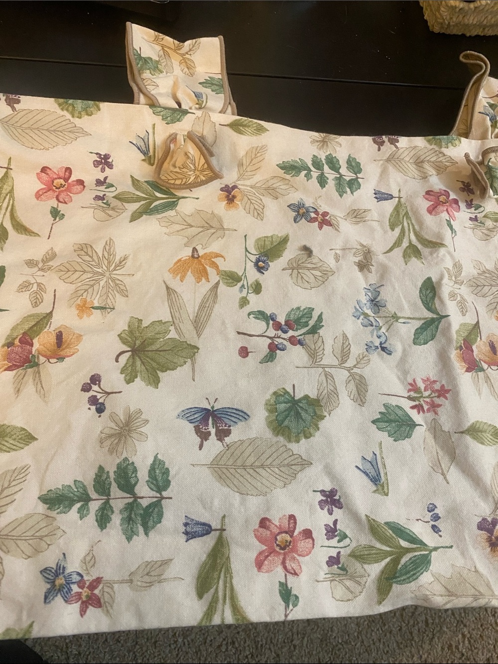 Longaberger curtains (valance) x 4 Botanical fields